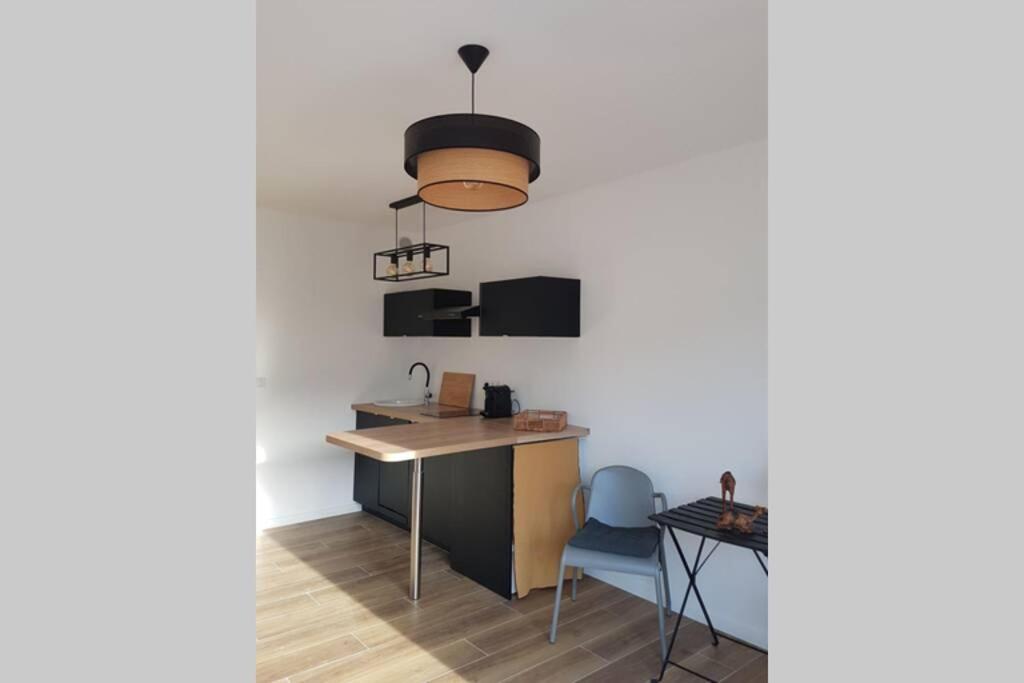 Appartement Deux Pieces , Climatise, Terrase, Cavalaire Kültér fotó